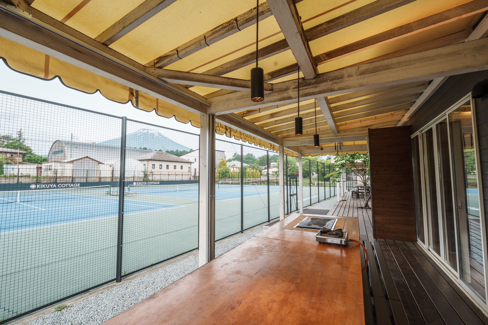 Wood deck with court and Mt. Fuji views